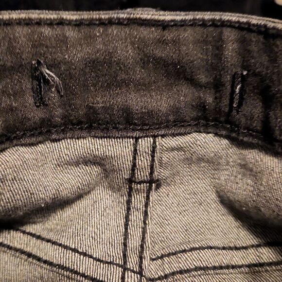 Joe's Jeans Ladies Washed Black Raw Hem Jeans - Size 6 - Picture 3 of 5